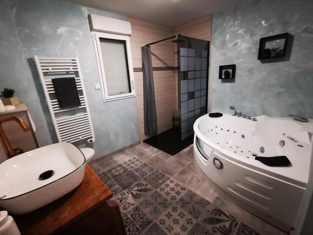 Kúpeľňa v ubytovaní L'Effet Mer, maison d'exception