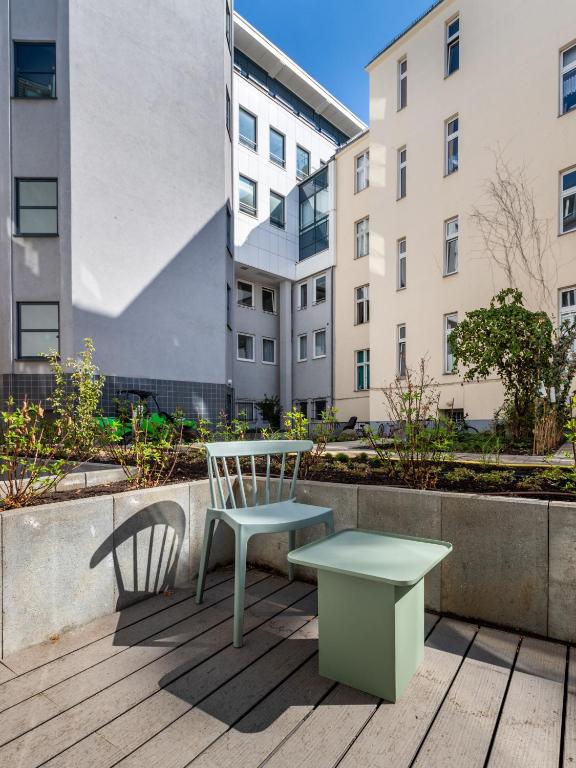 Limehome Berlin Luise Henriette Str - Digital Access - Resim 42