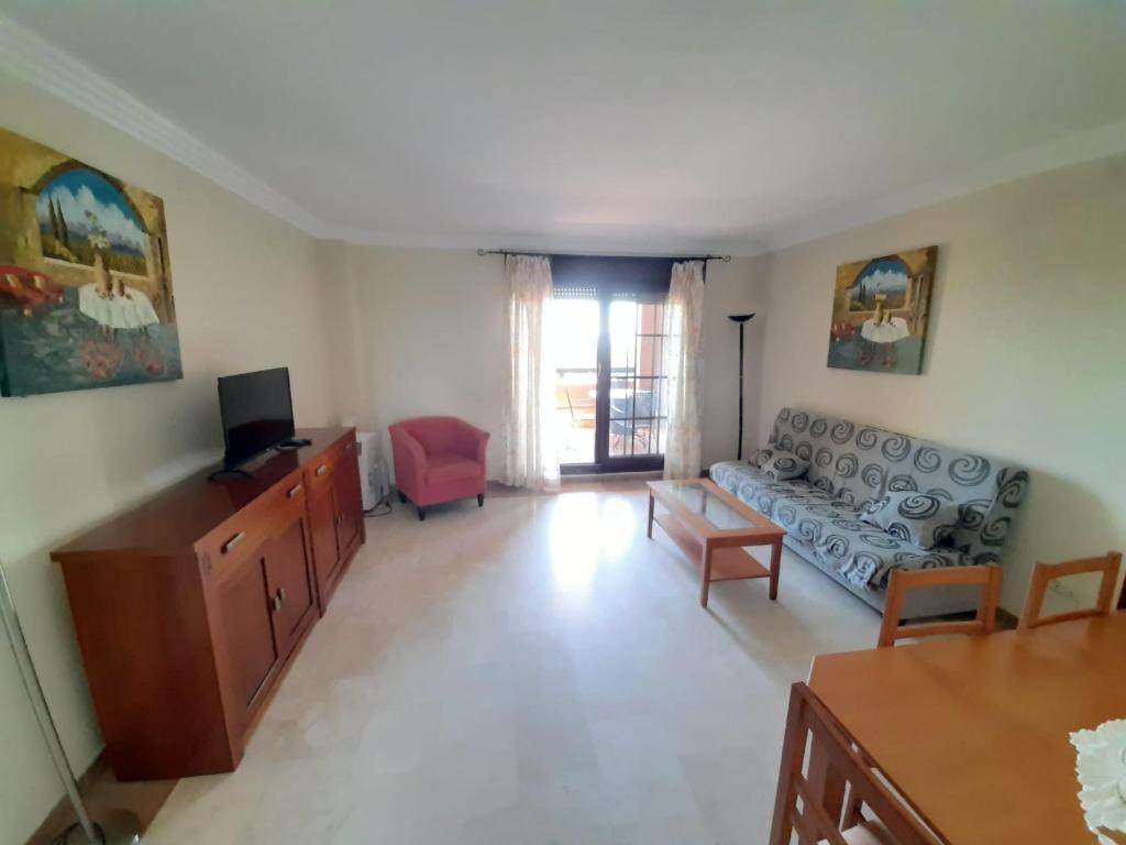Posedenie v ubytovaní APARTAMENTO 2 DORMITORIOS.URB PLAYA VERDE