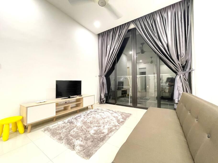 TV a/nebo společenská místnost v ubytování Legoland D’Pristine 2 bedroom
