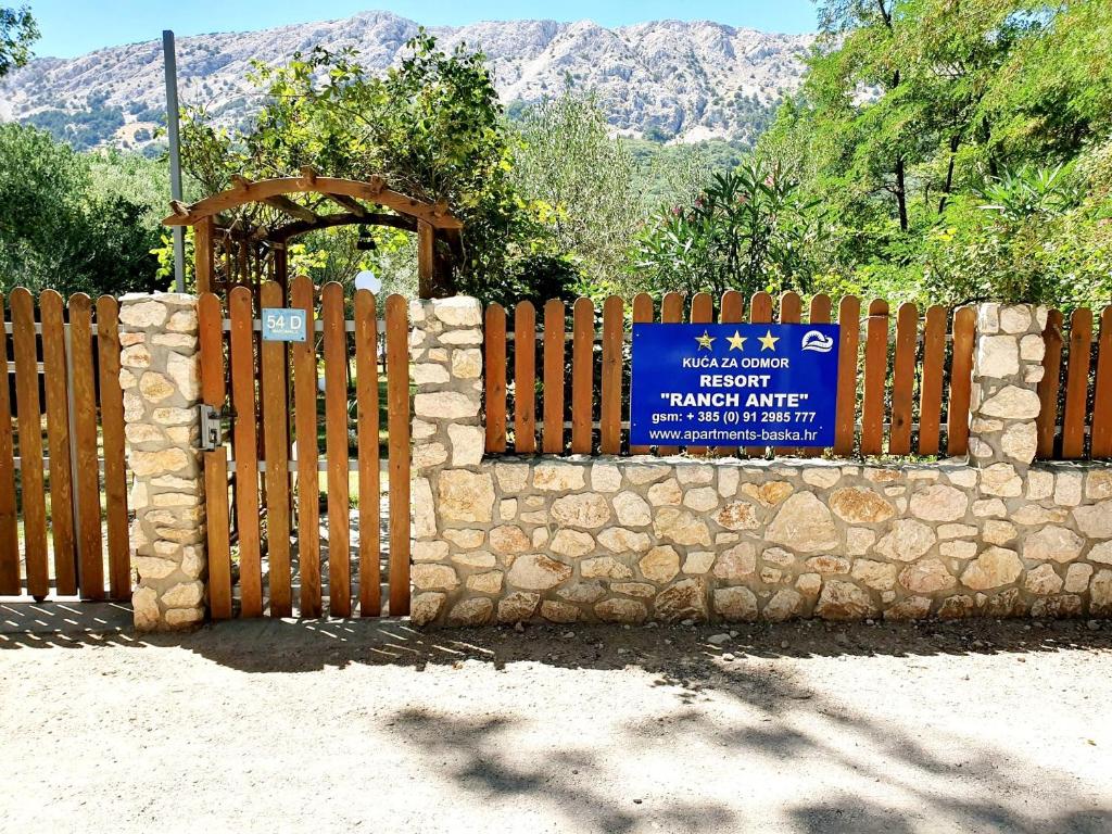 Výhľad na hory alebo výhľad na hory priamo z apartmánu