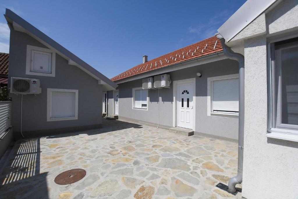 Budova, kde se apartmán nachází