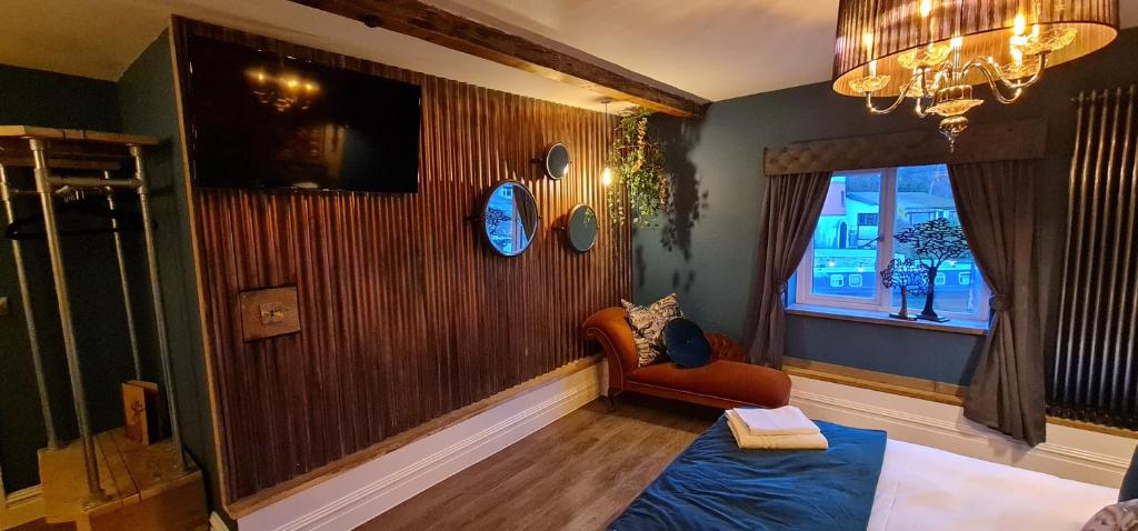 The Waterside Bar, Rooms & Restaurant - Superior King Room
