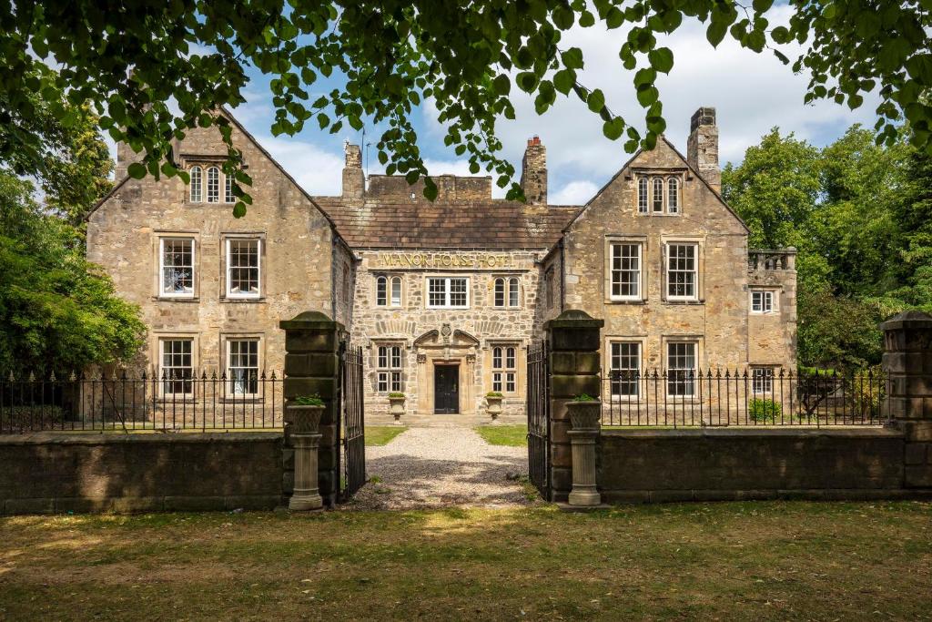 Manor House Hotel - Housity
