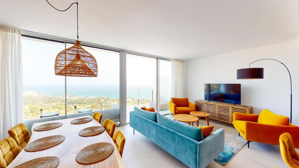 Posezení v ubytování Stupa Hills VI - Luxury Duplex Penthouse