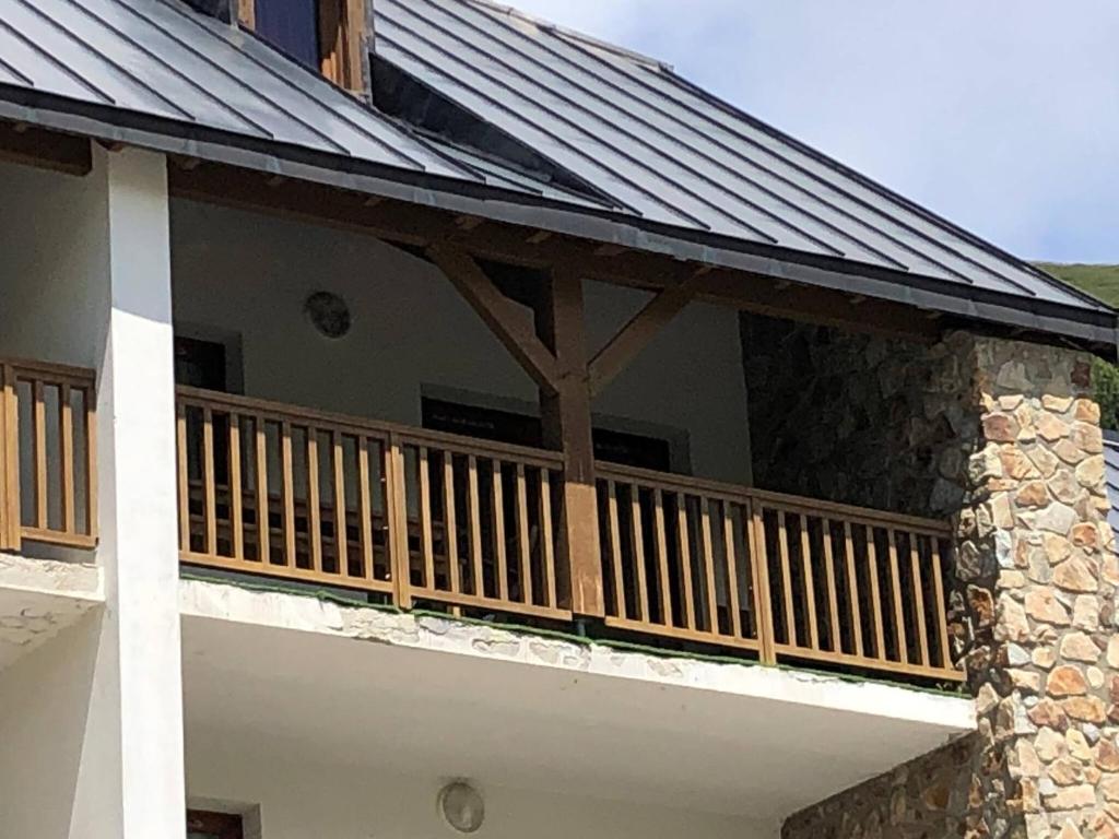Budova, v ktorej sa apartmán nachádza