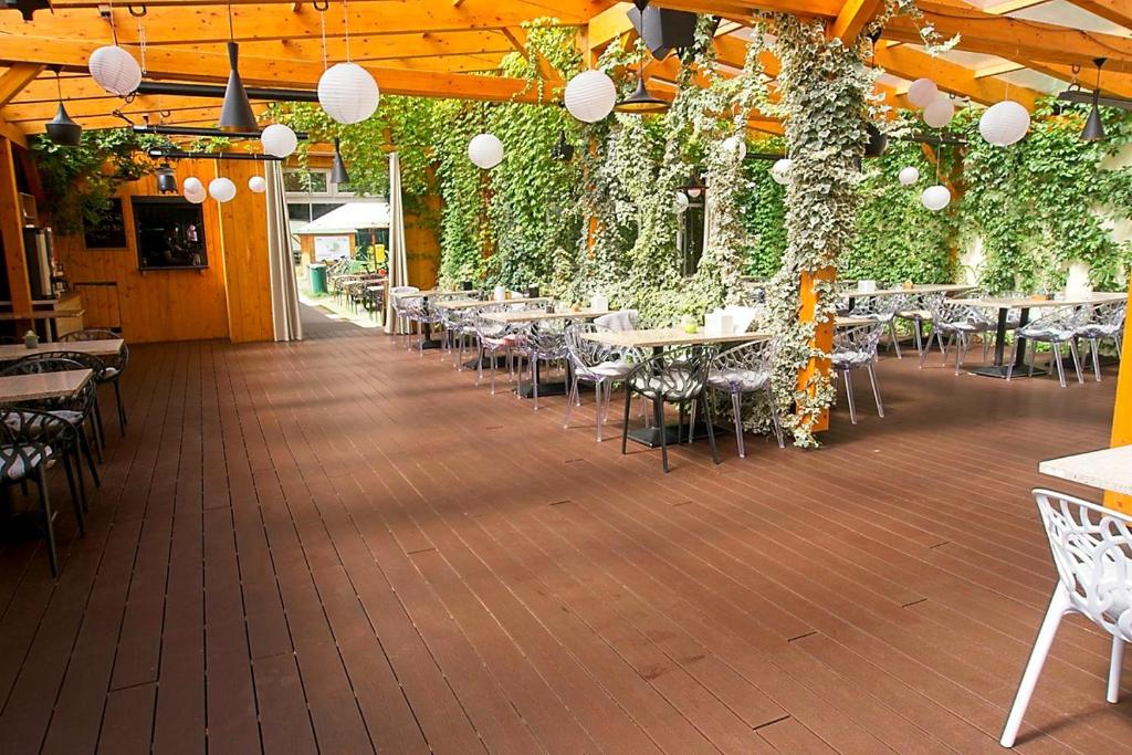 Restaurace v ubytování Obora resort