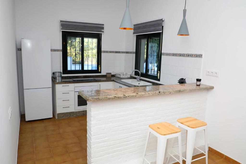 Kuchnia lub aneks kuchenny w obiekcie Casa La Herradura 2