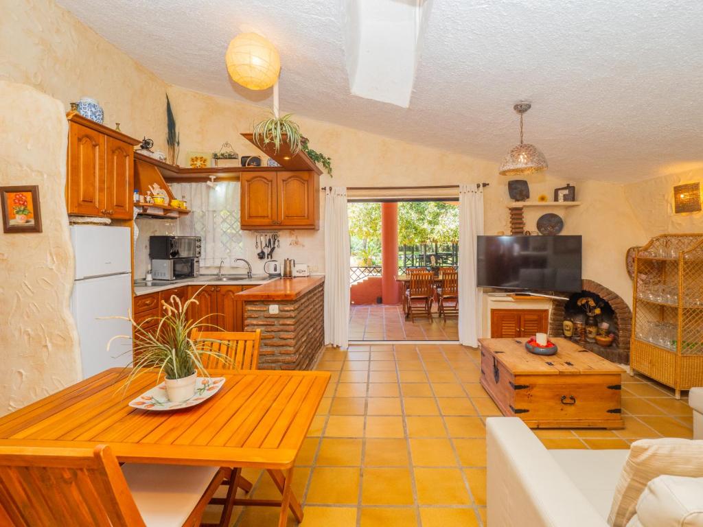 Kuchyň nebo kuchyňský kout v ubytování Cubo's Finca La Fuente del Pedregal Casa 3