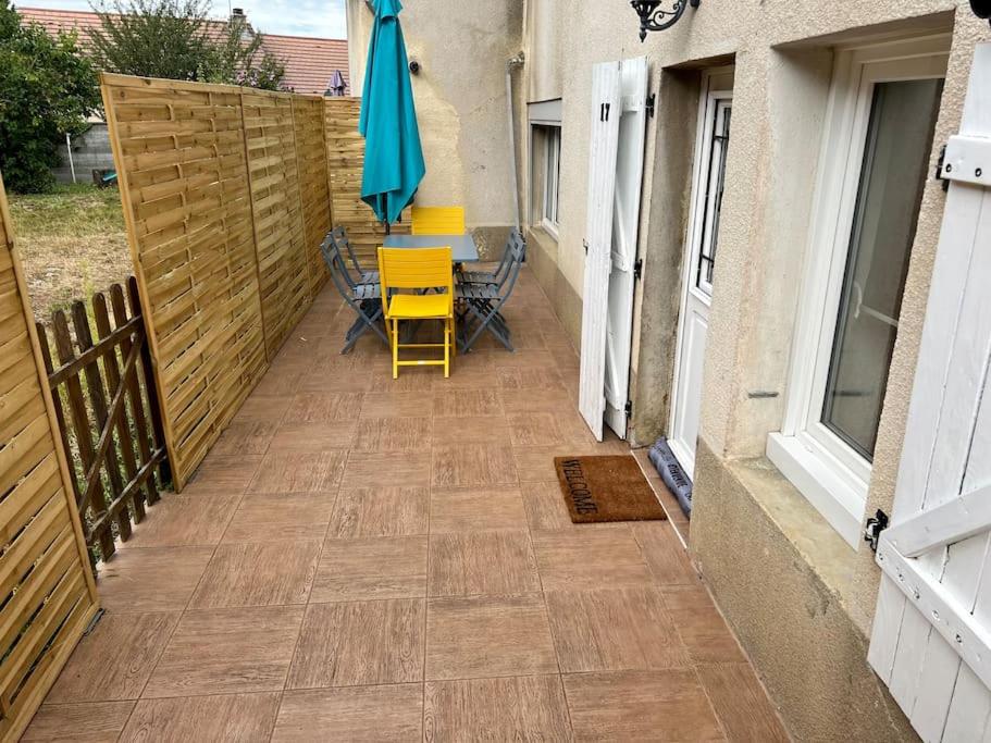 Balkón alebo terasa v ubytovaní DOLE : L ATELIER DES RÊVES