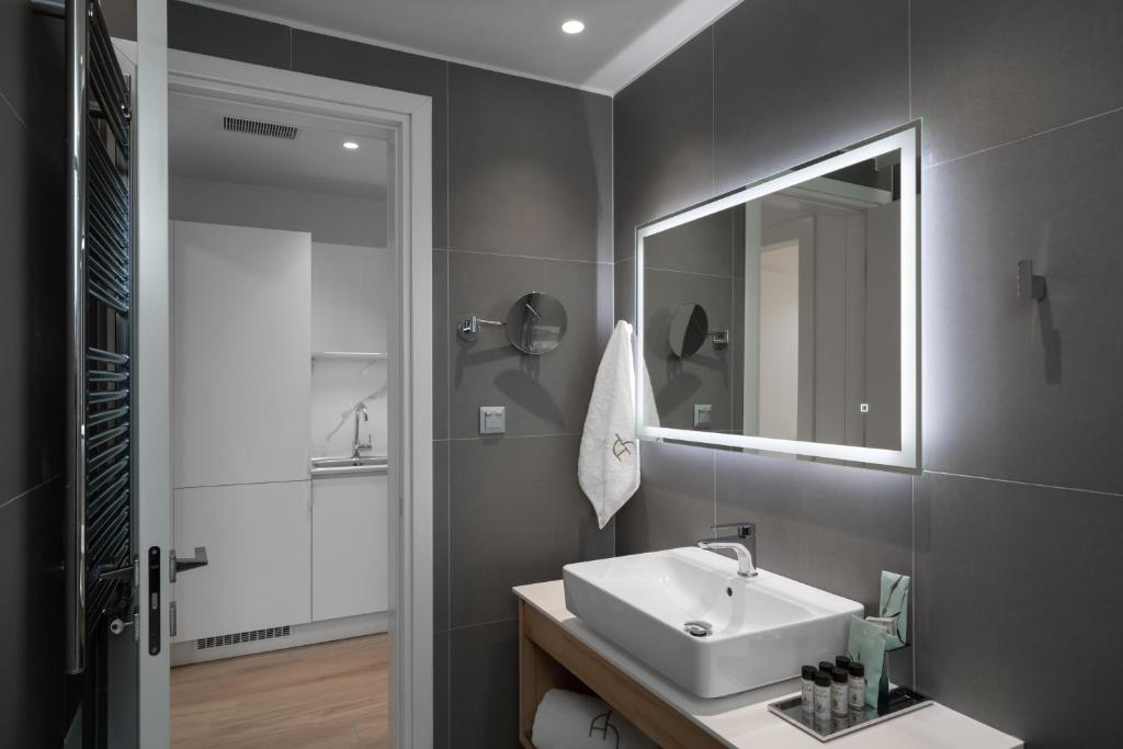 Athens Hill Luxury Apartments - Resim 41