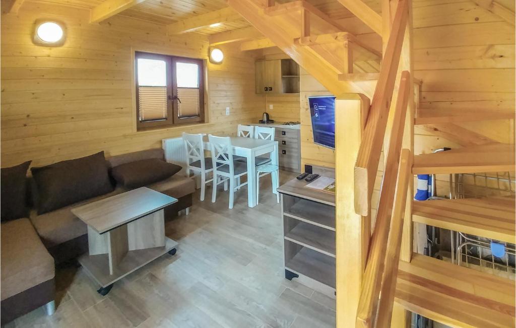 Posedenie v ubytovaní 2 Bedroom Nice Home In Gaski