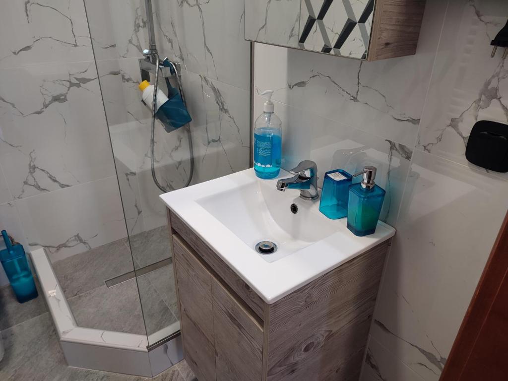 Kúpeľňa v ubytovaní Asterios House