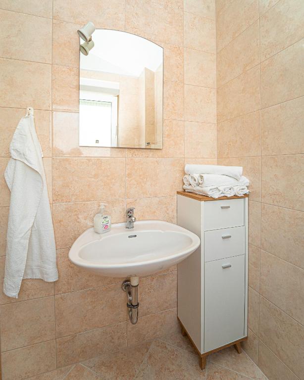 Koupelna v ubytování Apartments Baresic