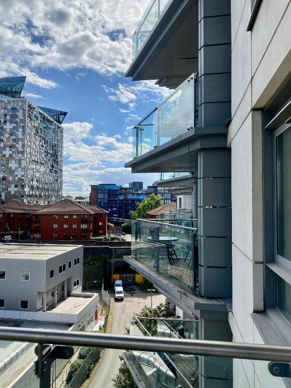 Holliday Street Apartments One Bedroom Stunning Balcony, Birmingham (updated prices 2024)