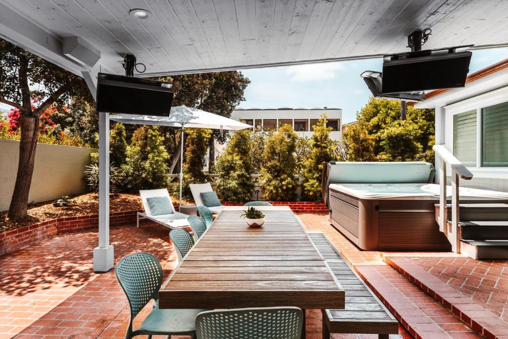 Del Mar Beach Hotel photo