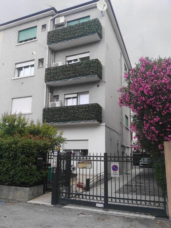 Budova, v ktorej sa apartmán nachádza