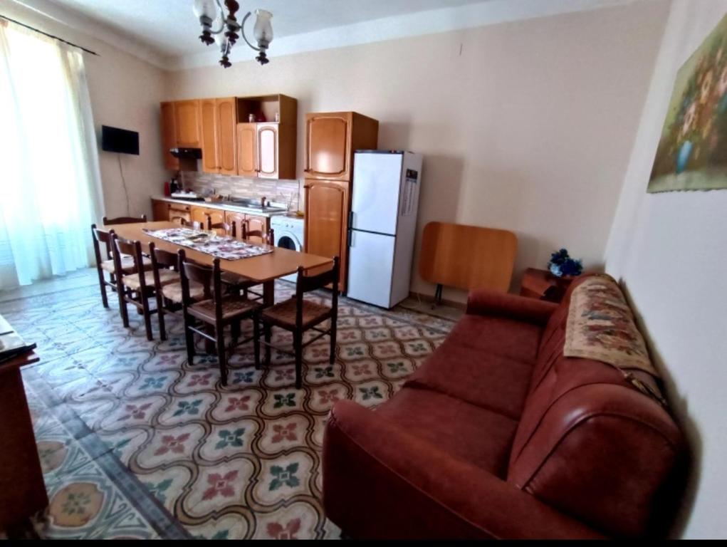 Зона вітальні в B&B A San Pasquale