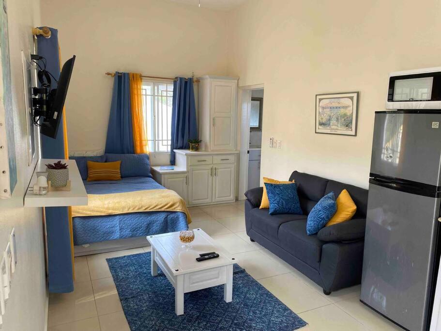 Cozy Studio Apartment in Quiet Neighborhood!, Philipsburg (precios