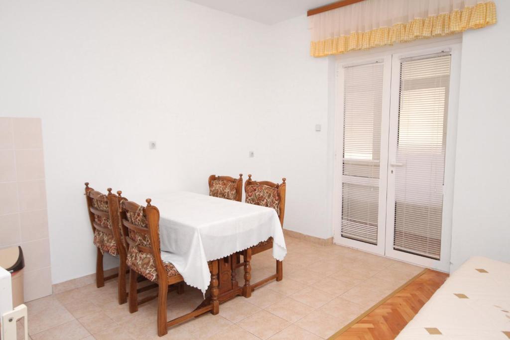 Fotografia z galérie ubytovania Apartment Trogir 6023c v Trogiri