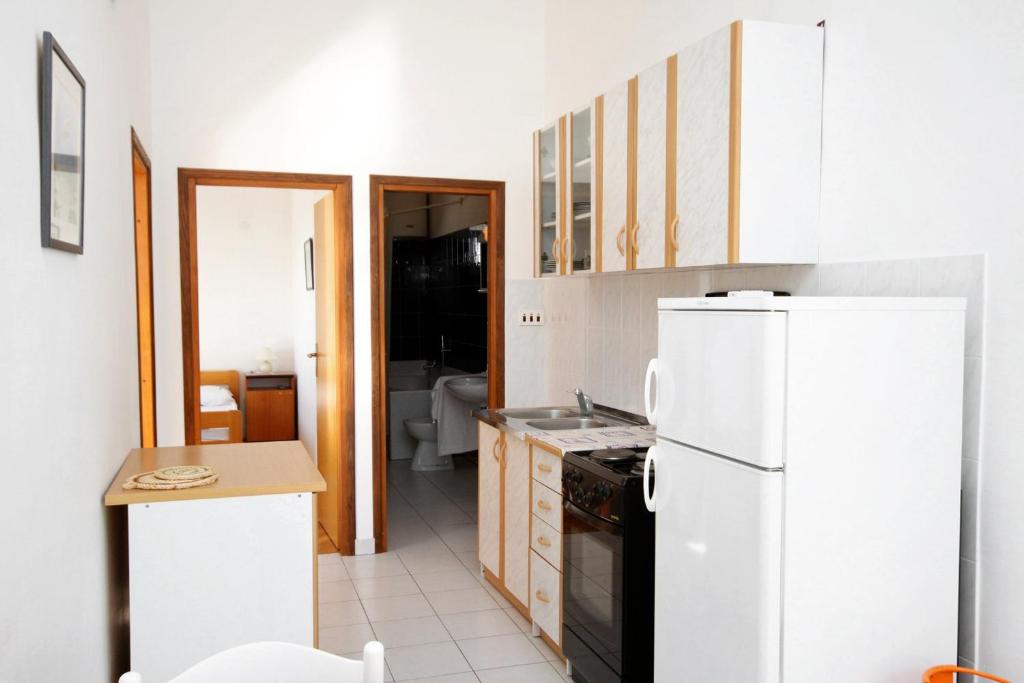 Fotografia z galérie ubytovania Apartment Baska Voda 6057b v destinácii Baška Voda