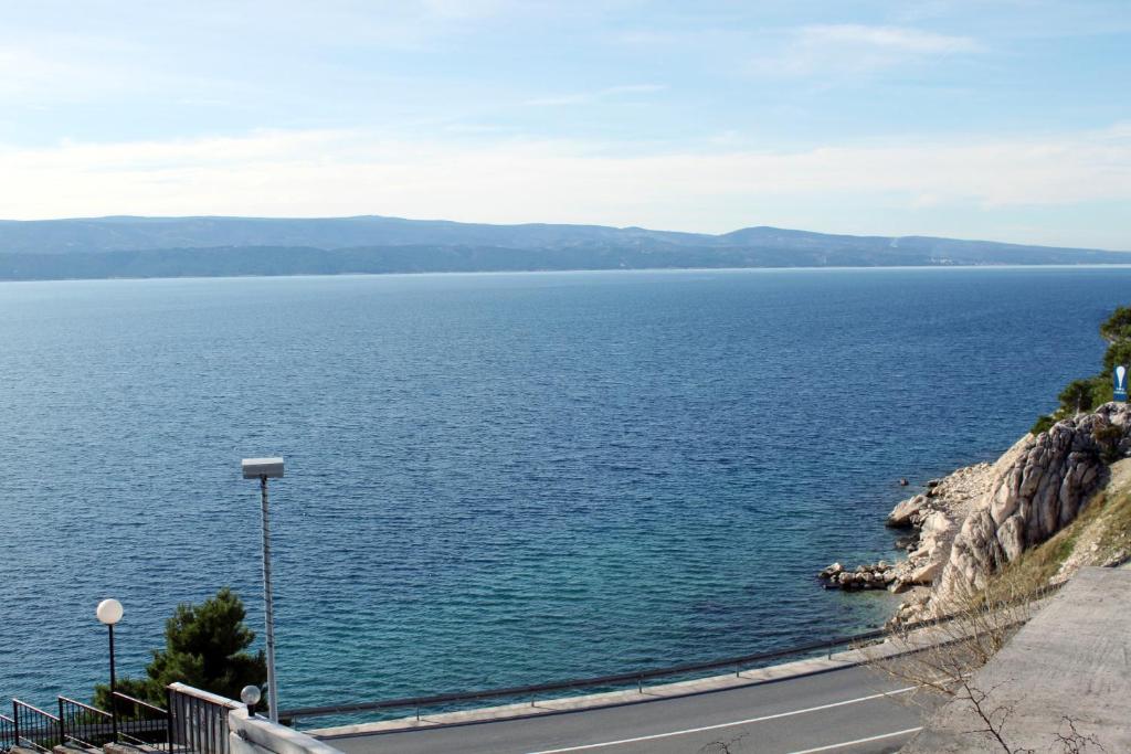 Fotografie z fotogalerie ubytování Apartments by the sea Lokva Rogoznica, Omis - 6004 v destinaci Lokva Rogoznica