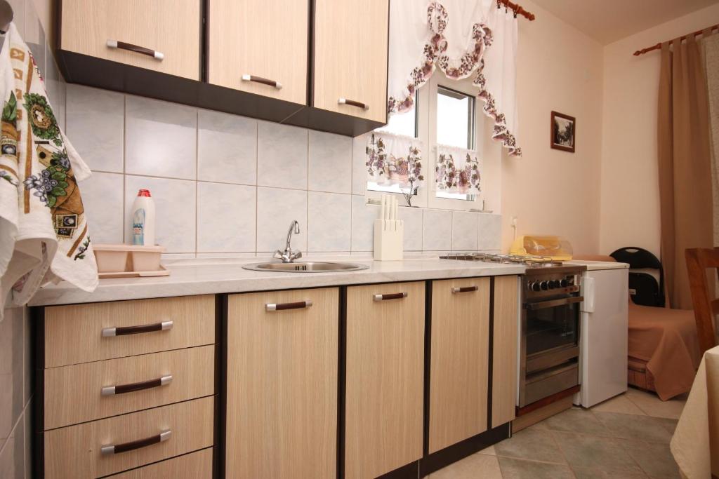 Fotografia z galérie ubytovania Apartments by the sea Sukosan, Zadar - 6176 v Sukošane