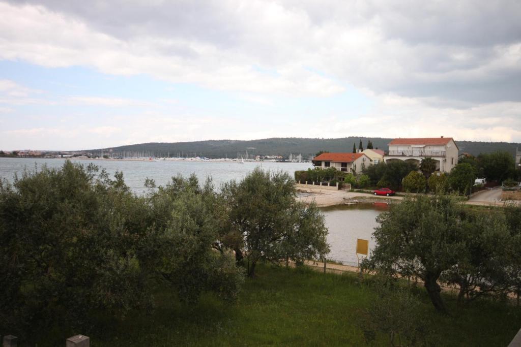 Fotografia z galérie ubytovania Apartments by the sea Sukosan, Zadar - 6176 v Sukošane