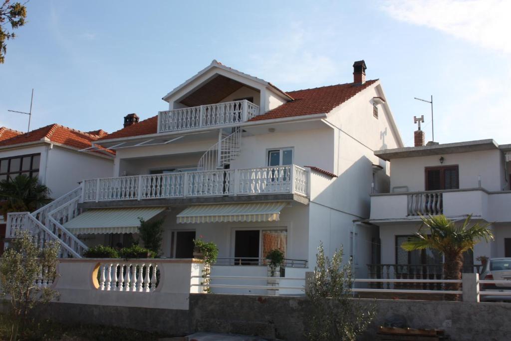 Fotografia z galérie ubytovania Apartments with a parking space Bibinje, Zadar - 6189 v Bibinje