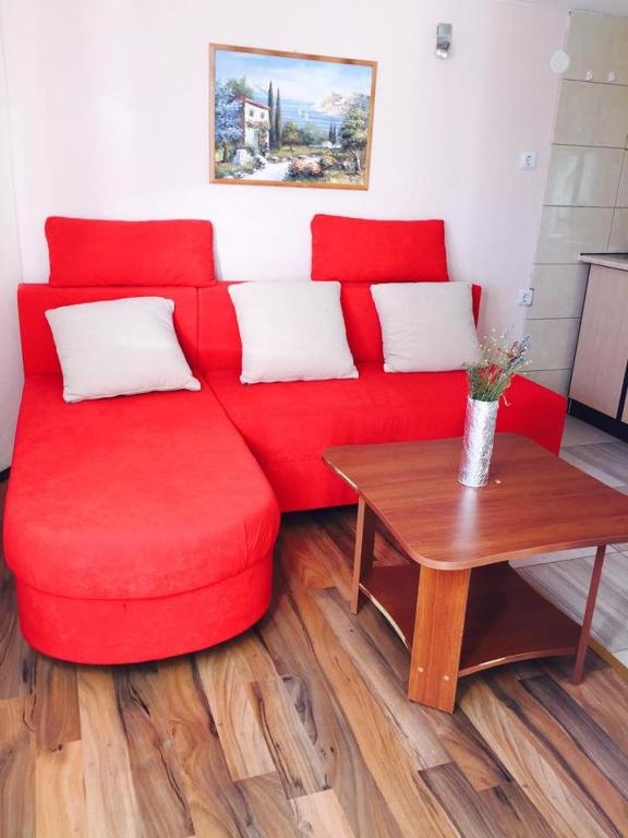 Fotografie z fotogalerie ubytování Apartments with a swimming pool Podgradina, Novigrad - 6198 v destinaci Posedarje