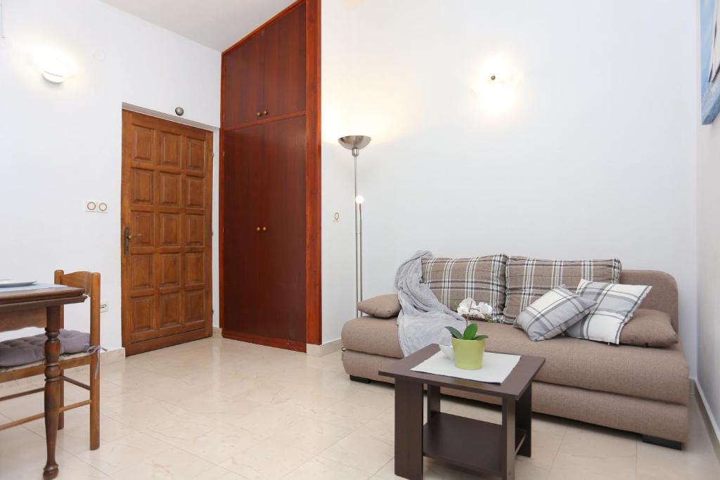Posedenie v ubytovaní Apartments by the sea Mimice, Omis - 7522