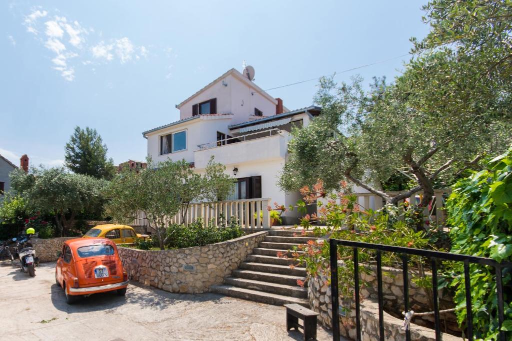 Fotografia z galérie ubytovania Apartments by the sea Okrug Gornji, Ciovo - 6078 v Trogiri