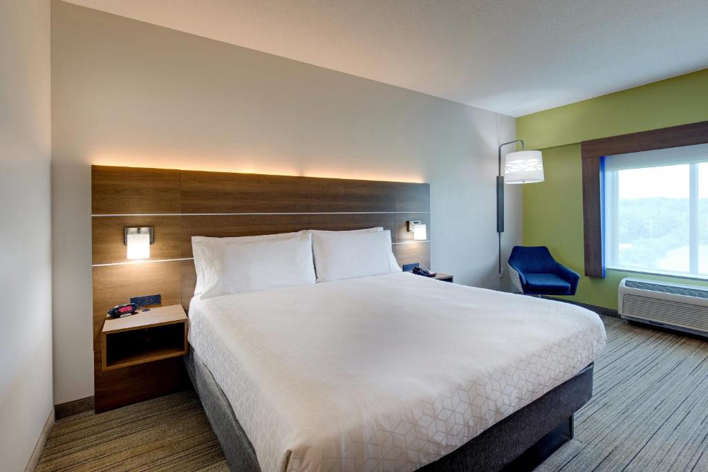 Holiday Inn Express Nashville-Opryland by IHG - Habitación Estándar King
