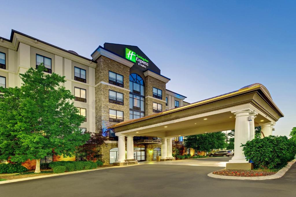 a hotel with a sign on the front of it at Holiday Inn Express Nashville-Opryland, an IHG Hotel in Nashville