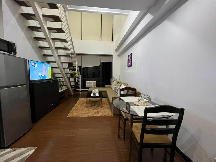Cozy 1 Bedroom Loft in Gramercy Makati - Hizvo
