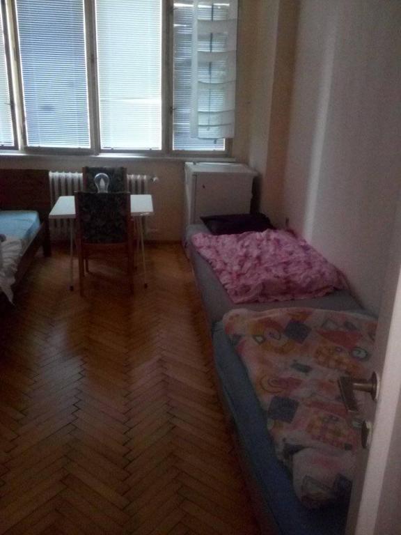 Postel nebo postele na pokoji v ubytování flat 18 minutes from Vaclavske namesti