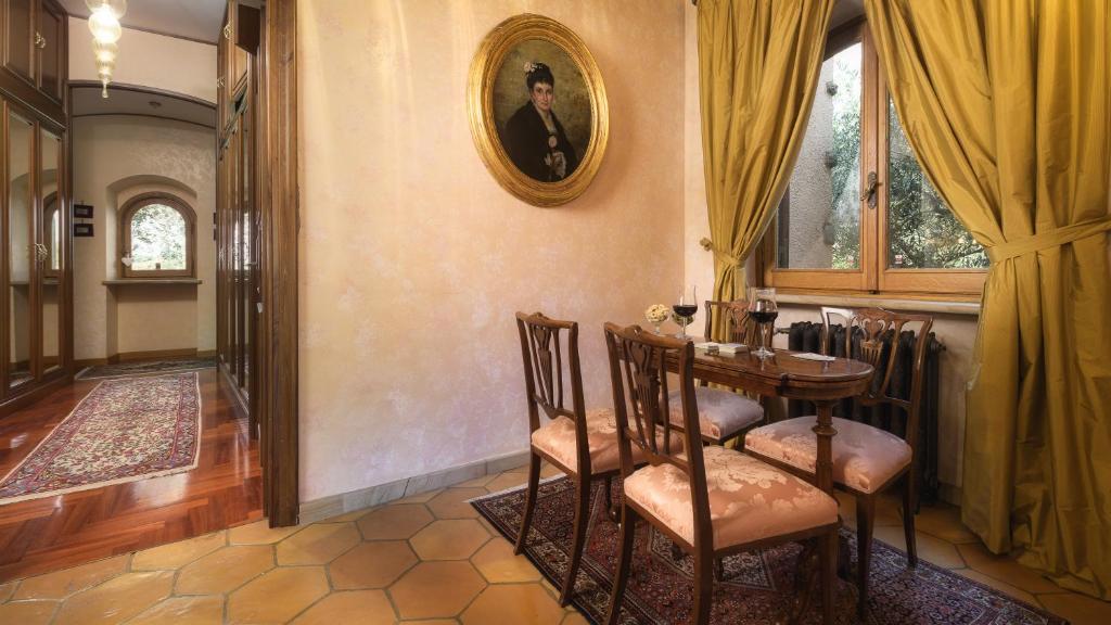Część wypoczynkowa w obiekcie Villa Sylva 6&2, Emma Villas
