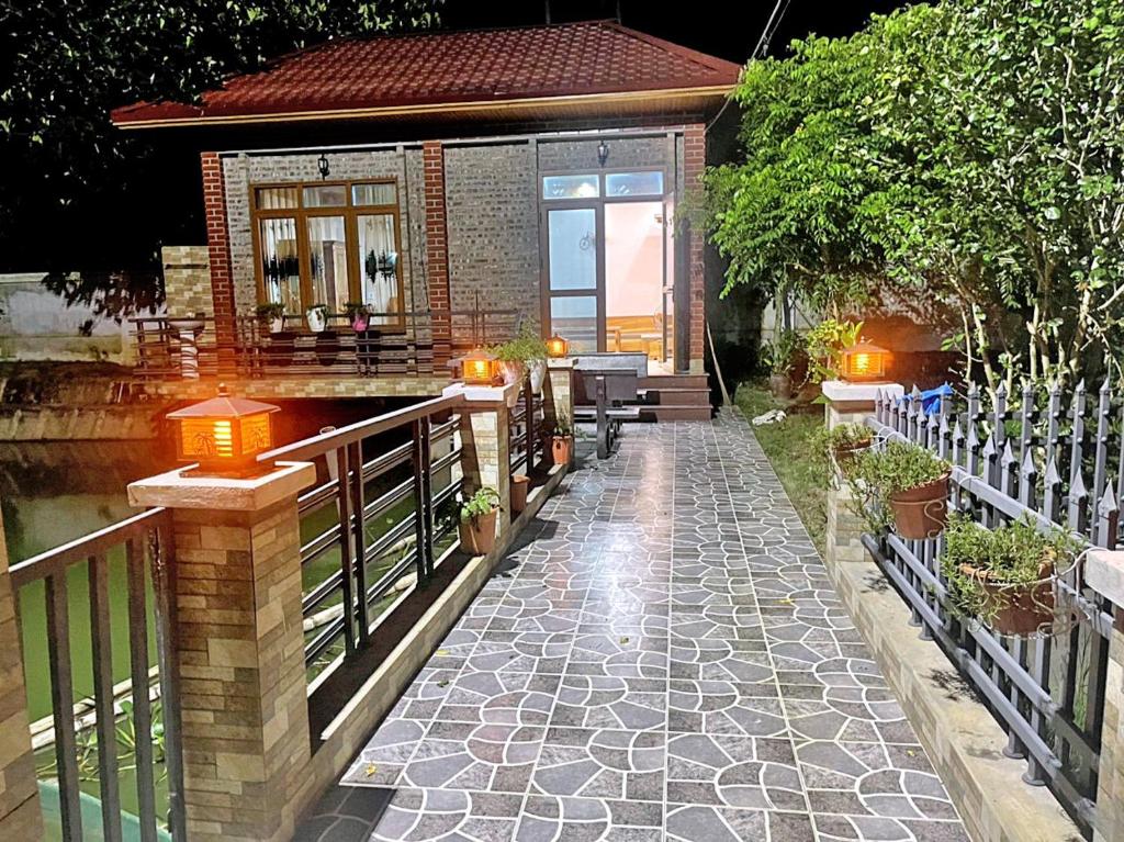 Thuỷ Viên 2