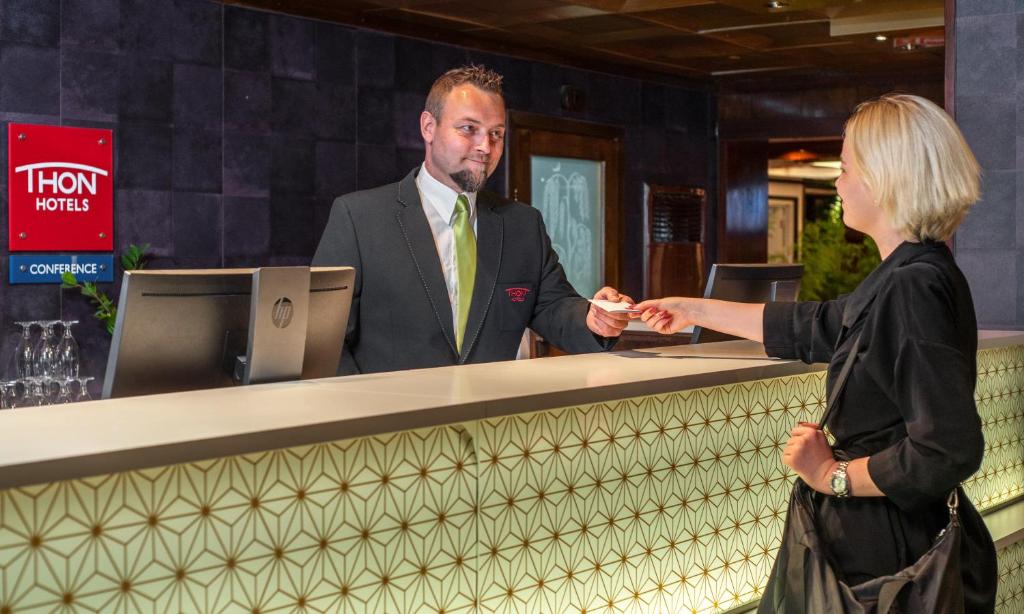 Thon Hotel Linne - Resim 13