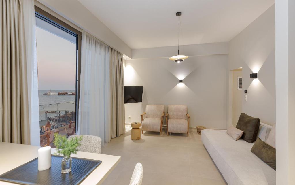 Posedenie v ubytovaní KALES SEA VIEW SUITES