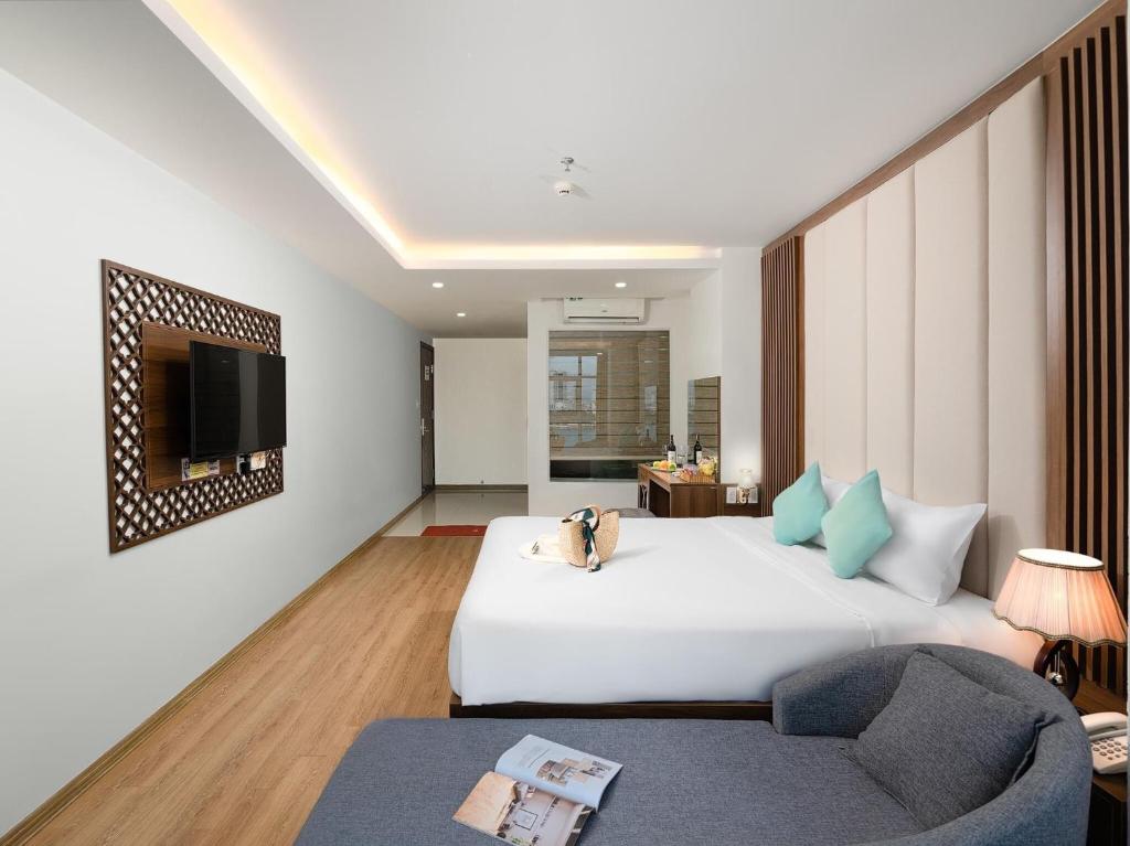 Pariat River Front Hotel - Tweepersoonskamer Met Uitzicht Op Het Meer
