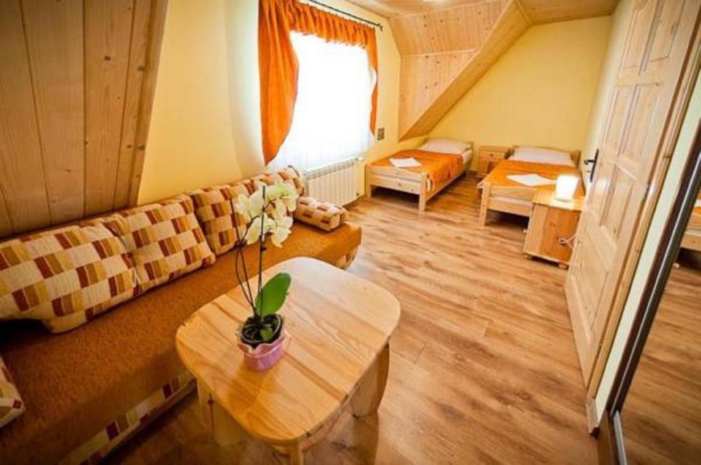 Posedenie v ubytovaní Wynajem Pokoi ,,Góry Tatry Wypoczynek "Paweł Kuczyński
