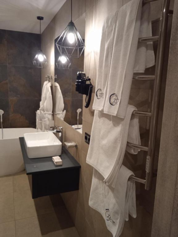 Hotel Zefir - Room King Estándar