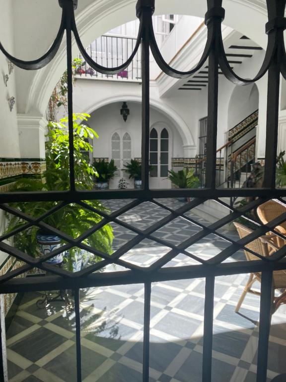 Zdjęcie z galerii obiektu Lujosa suite privada en casa del S XIX w mieście Sanlúcar de Barrameda