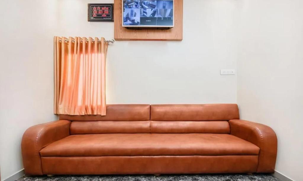 لابی و فضای عمومی Hotel Volga Plaza - تصویر ۵