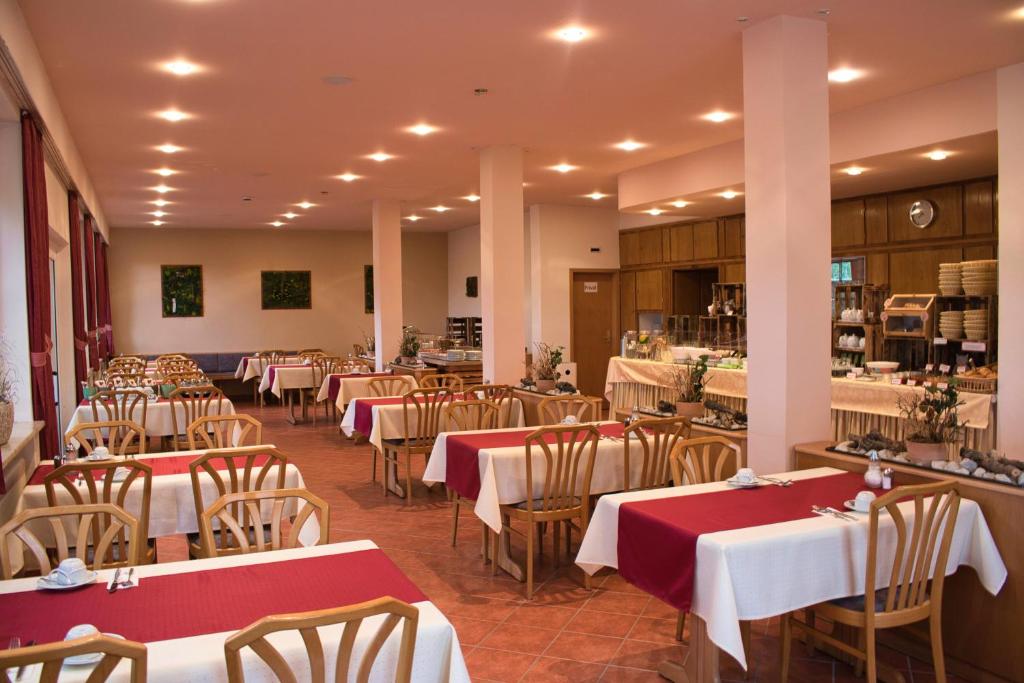 Restaurace v ubytování Hotel Tenner