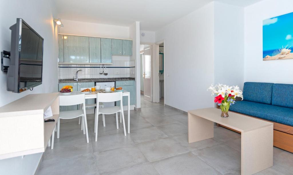 Apartamentos LIVVO Oasis - 3