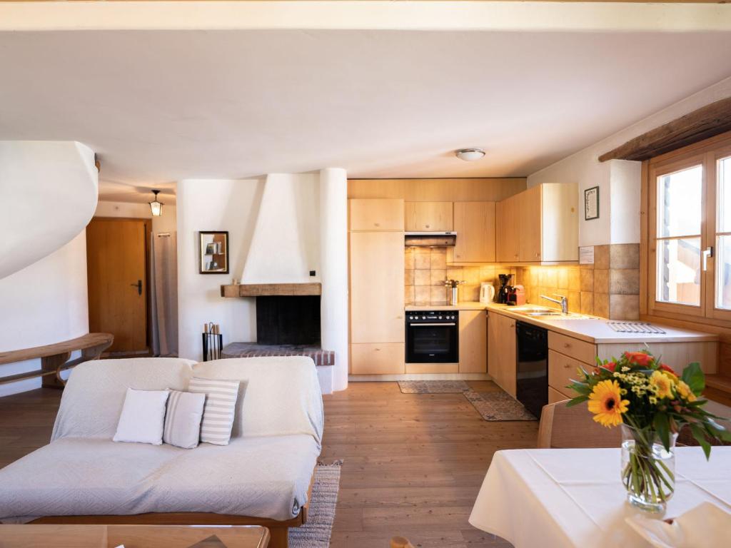 Gallery image of Apartment Chesa Stiffler Veglia I by Interhome in Pontresina