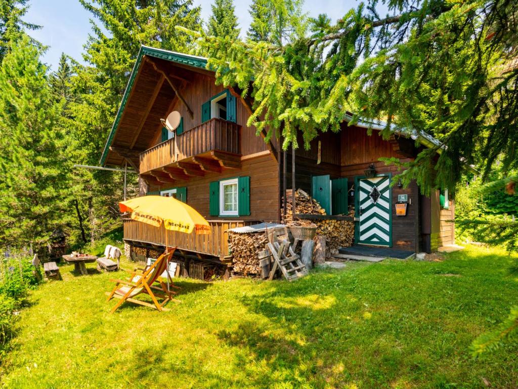 Zahrada ubytování Chalet Edelweisshütte by Interhome