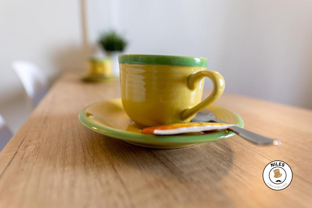 Zestaw do parzenia kawy i herbaty w obiekcie Le P'ti Pau - Centre de Pau - Appartement lit double